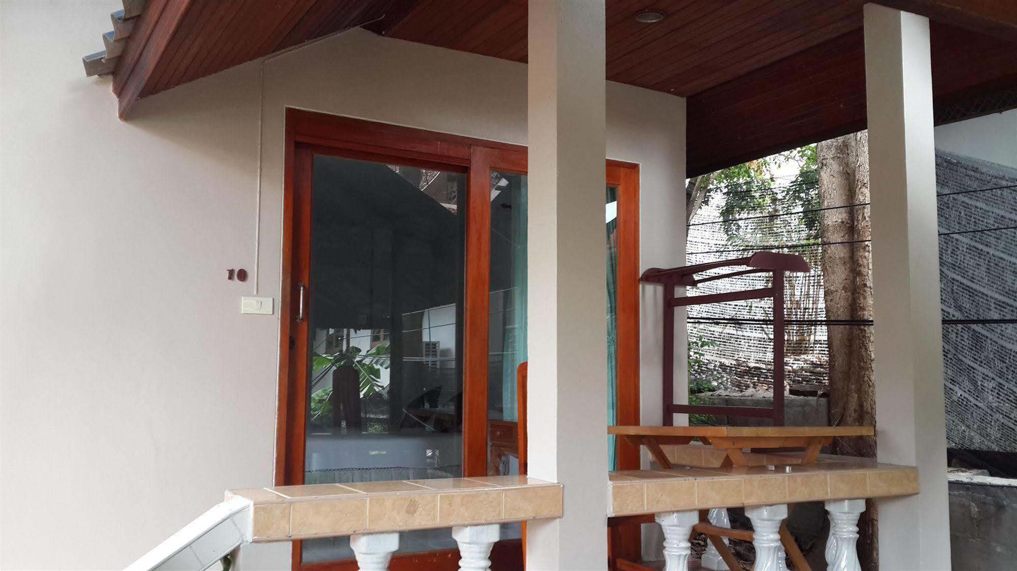 Pattara House Hotel Chaweng  Exterior photo