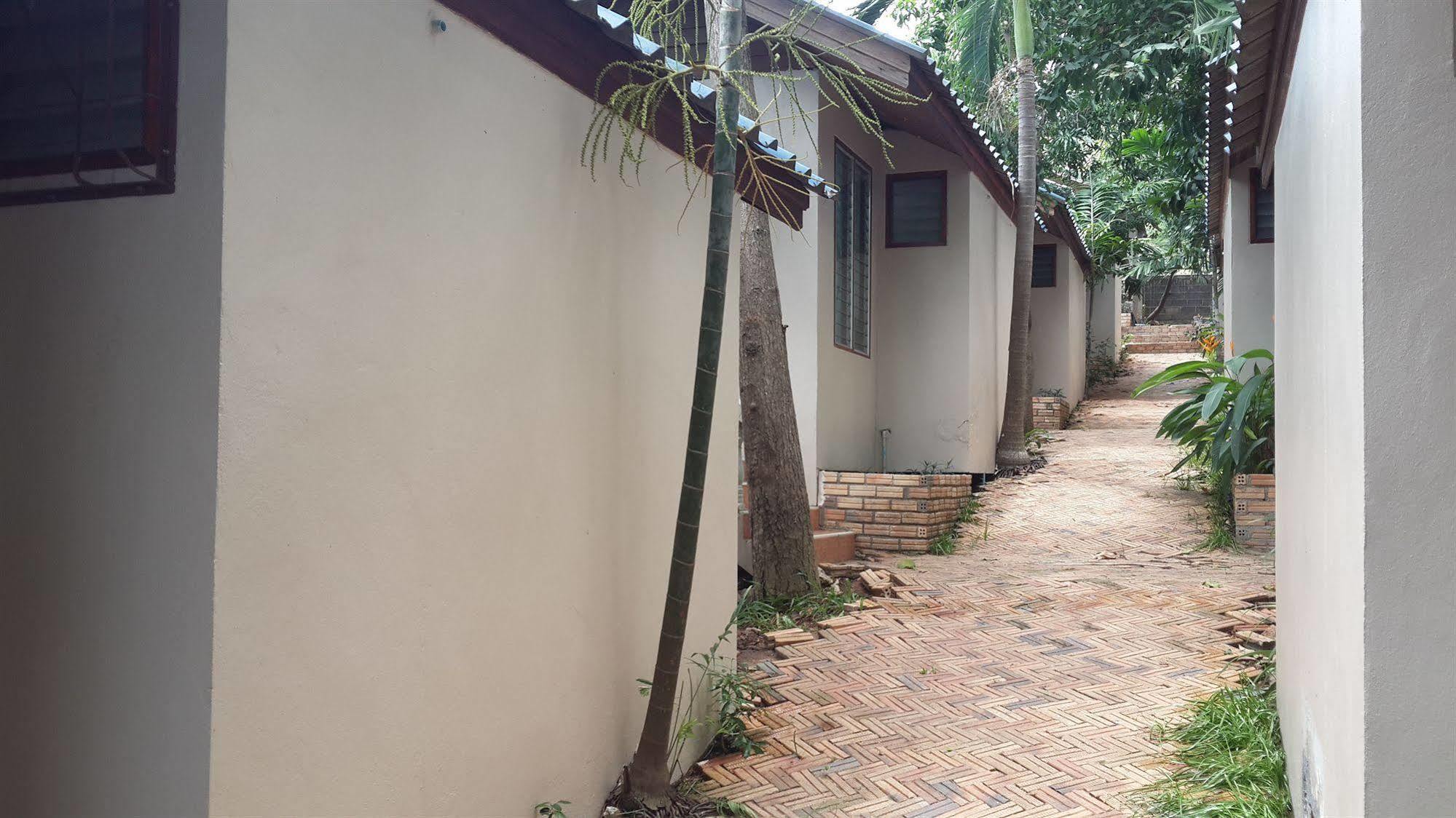 Pattara House Hotel Chaweng  Exterior photo